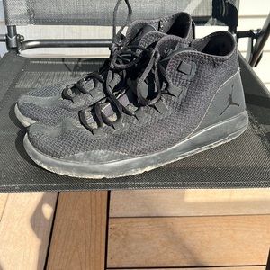 JORDAN REVEAL MENS SIZE 11
